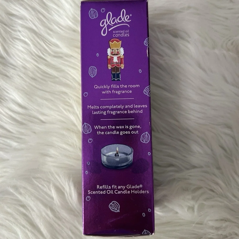 4 Glade Scented Oil Candle Refills‎ Nutcracker Crunch Walnut Mocha Retired NOS